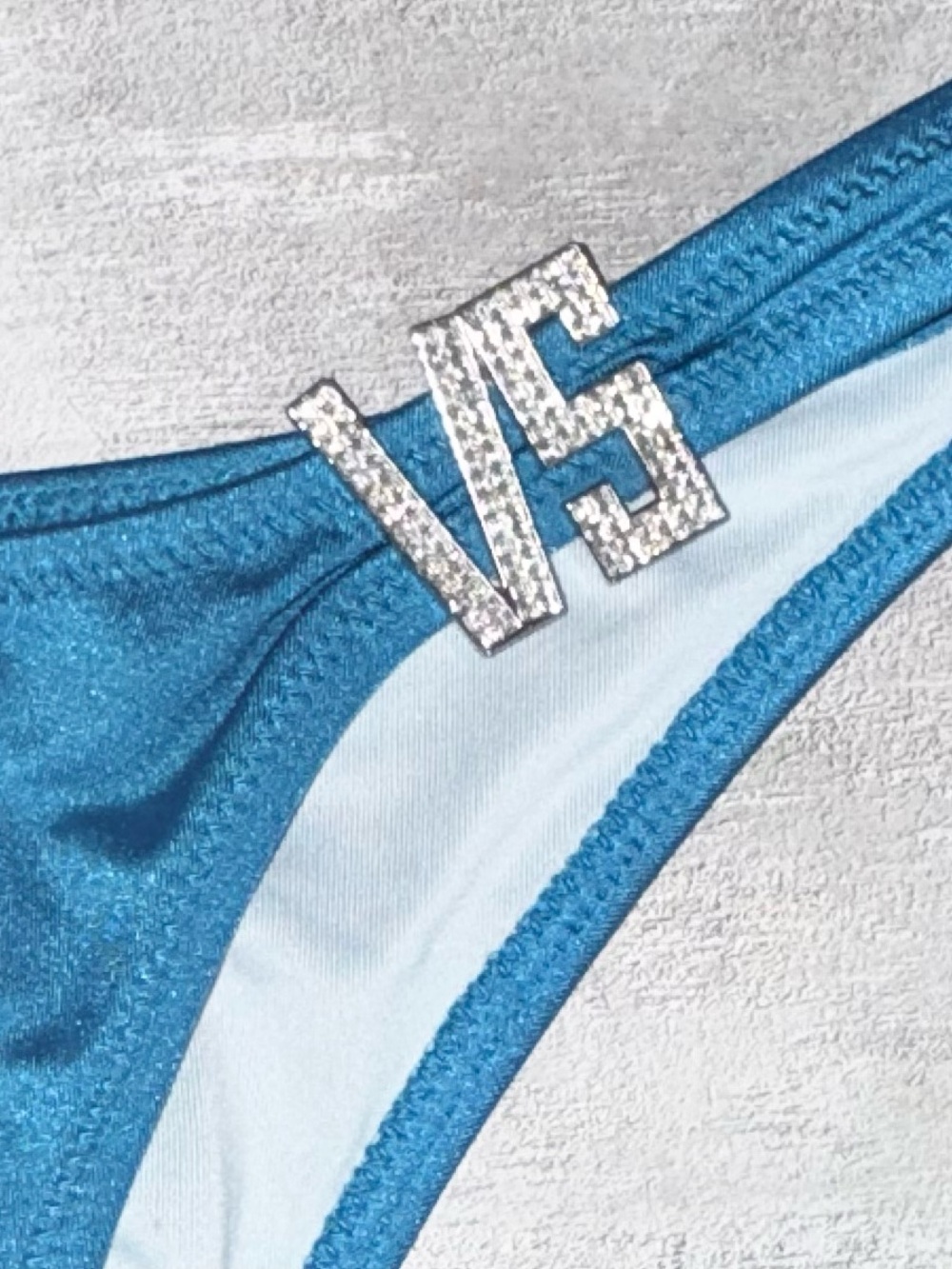 Victoria’s Secret Blue Rhinestone VS Logo Bikini Set Size Medium - Picture 14 of 15